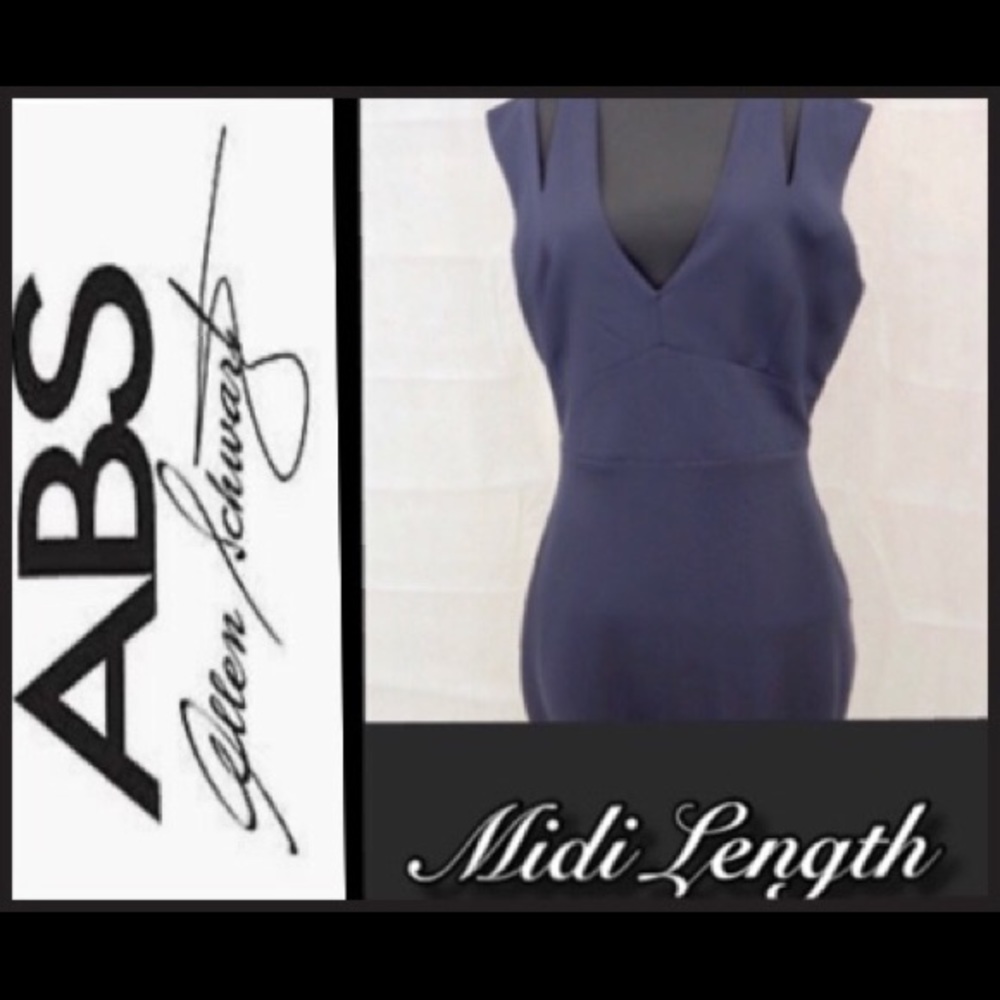 💕REDUCED  PRICE💕Navy Blue Crepe midi dress